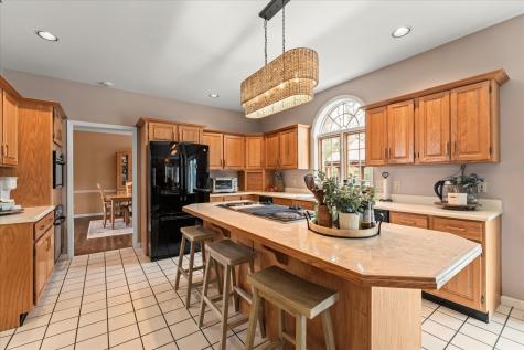 1303 Hickory Tree Court Mahomet IL 61853