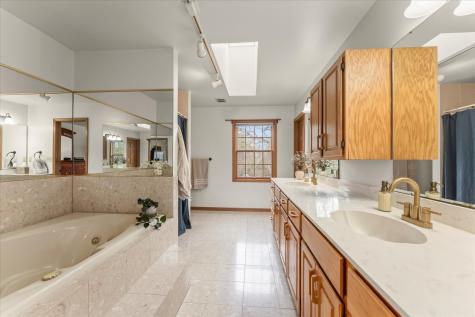 1303 Hickory Tree Court Mahomet IL 61853