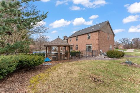 1303 Hickory Tree Court Mahomet IL 61853