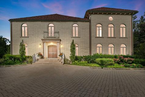 1015 Sheridan Road Winnetka IL 60093