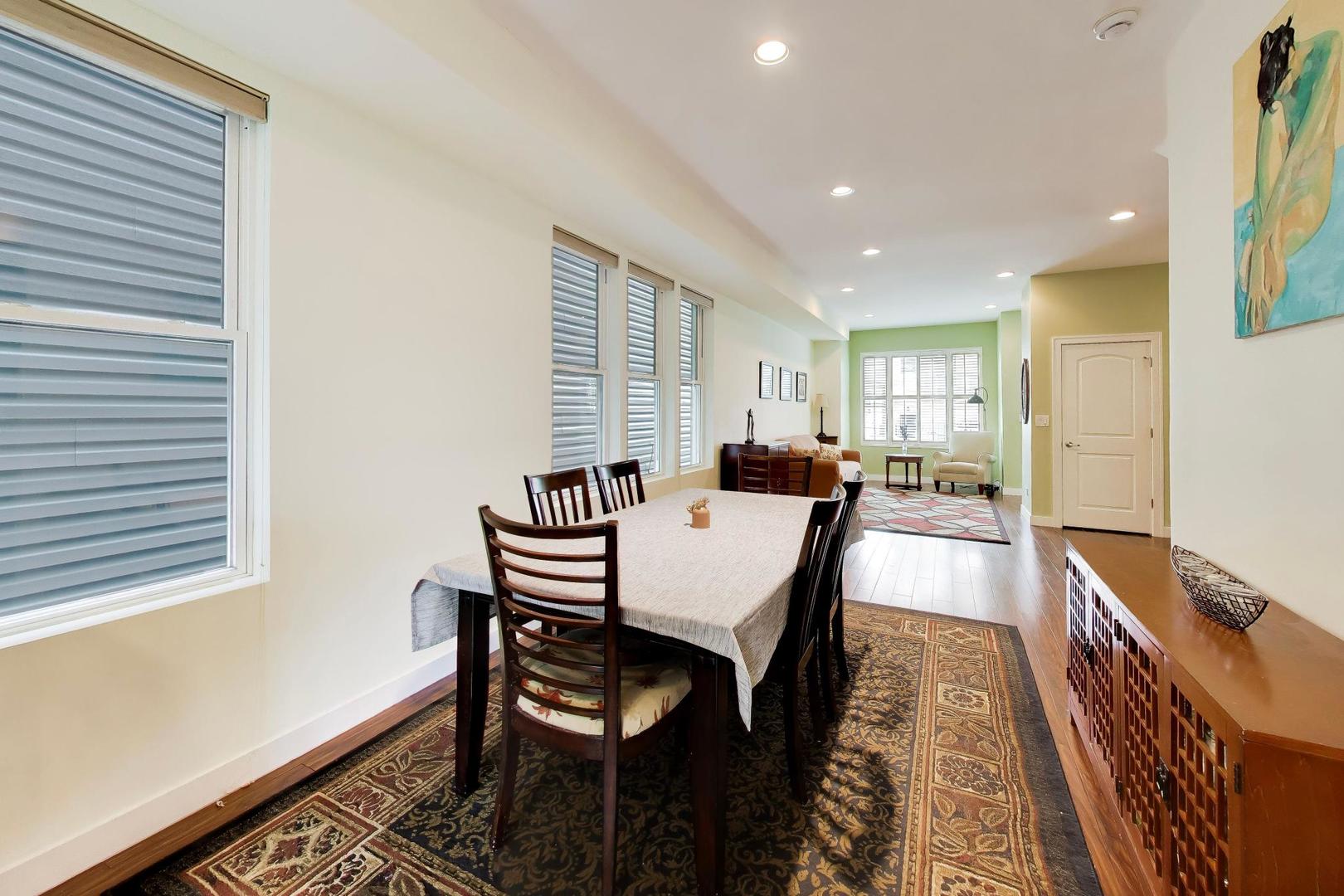 3526 West Mclean Avenue Chicago IL 60647