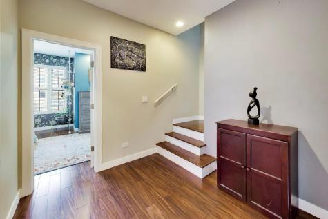 3526 West Mclean Avenue Chicago IL 60647