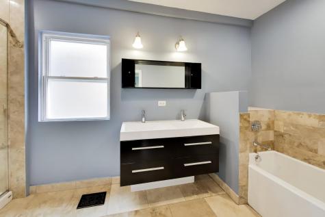 3526 West Mclean Avenue Chicago IL 60647