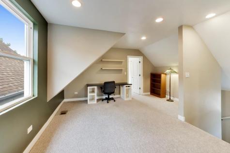 3526 West Mclean Avenue Chicago IL 60647
