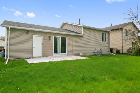 18200 Fountainbleau Drive Hazel Crest IL 60429