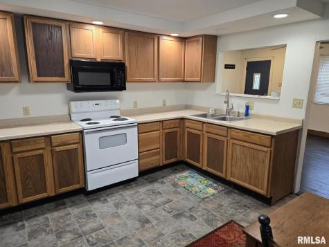 505 South 2nd Street Marion IL 62959