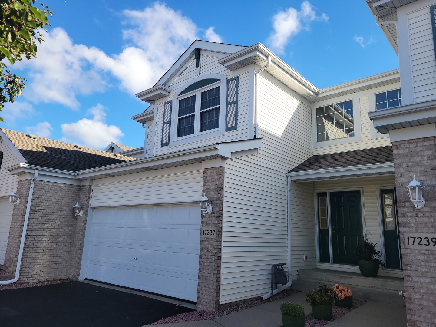 17237 Arrow Head Drive Lockport IL 60441