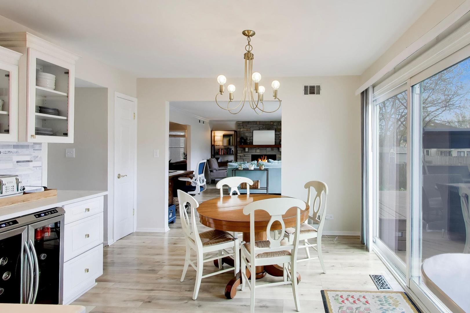 5405 Silentbrook Lane Rolling Meadows IL 60008