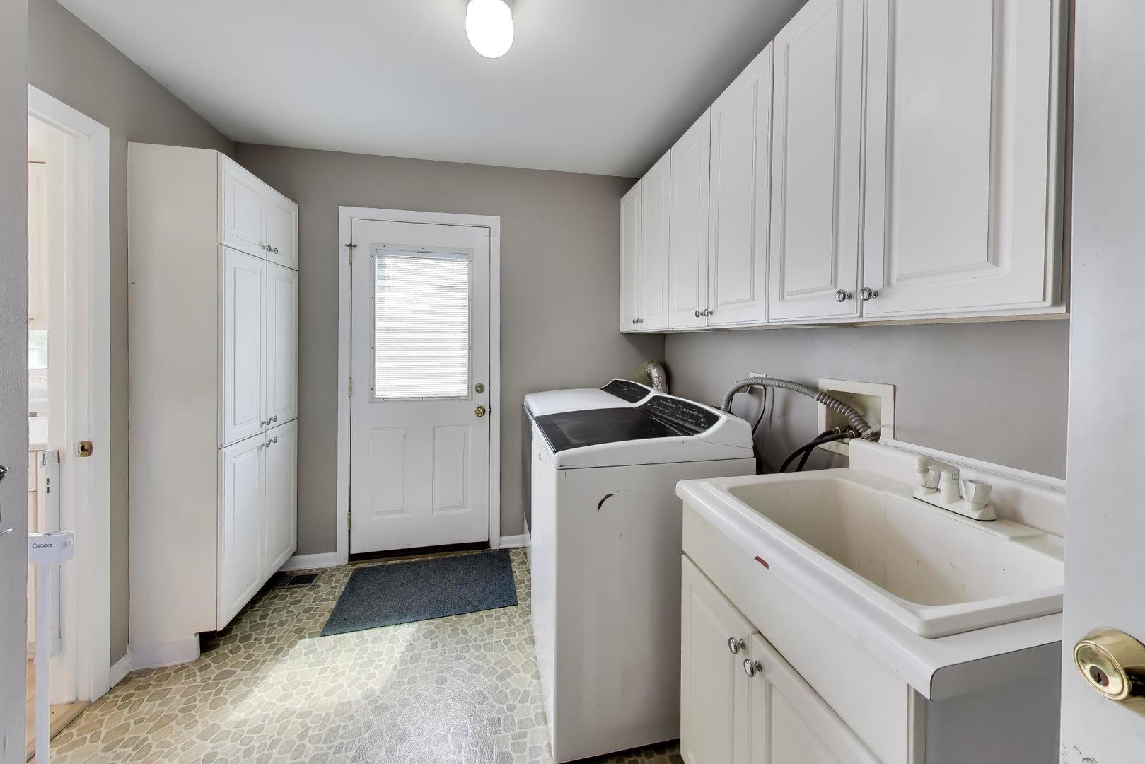 5405 Silentbrook Lane Rolling Meadows IL 60008