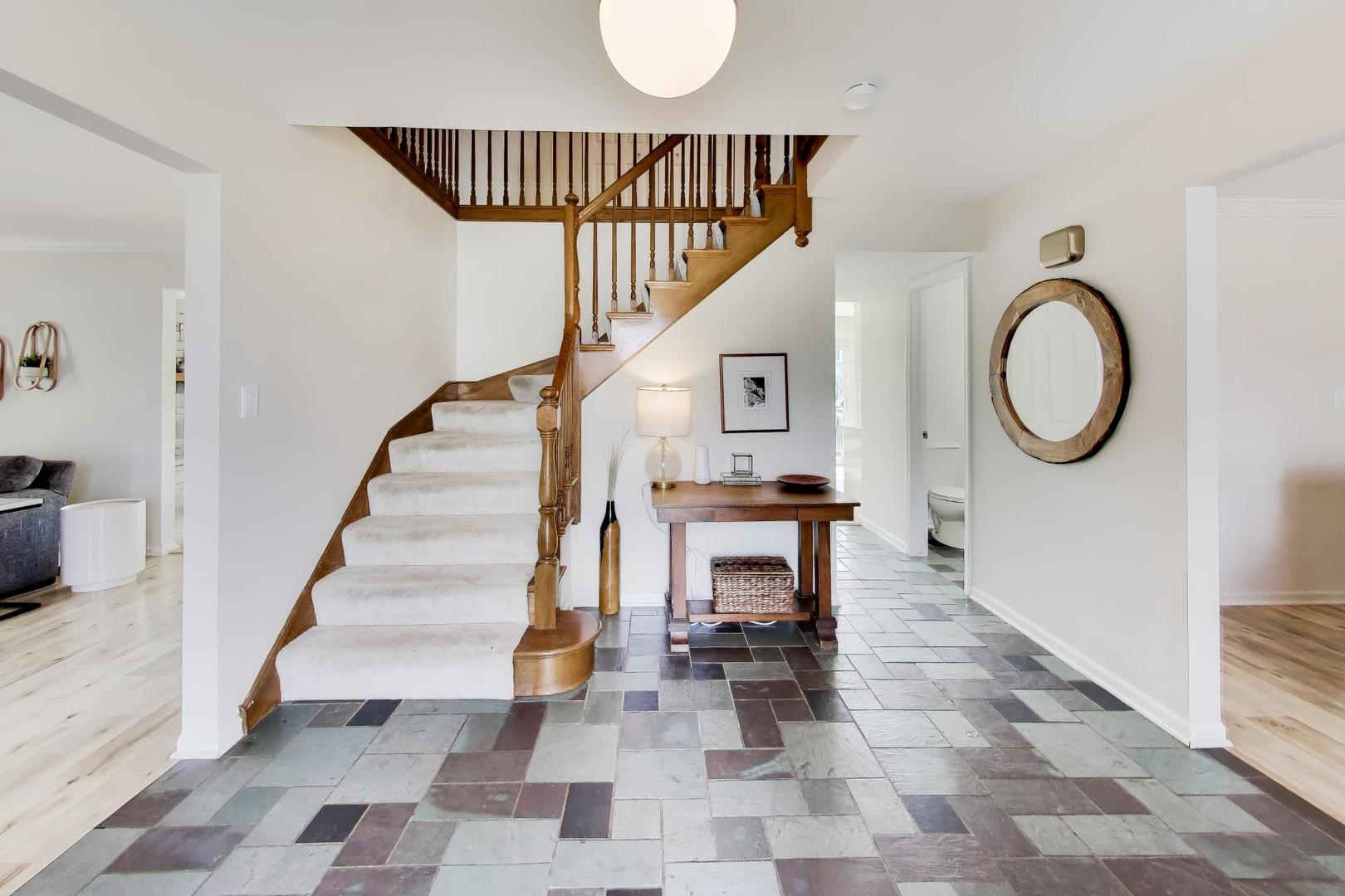 5405 Silentbrook Lane Rolling Meadows IL 60008