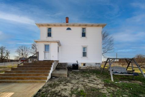 1801 Lee Center Road Amboy IL 61310