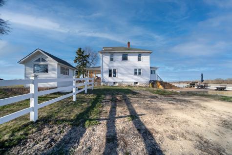 1801 Lee Center Road Amboy IL 61310