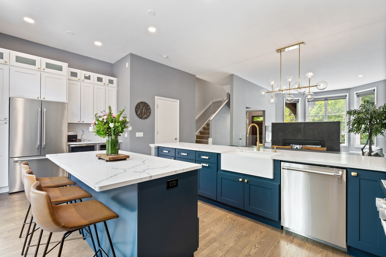 2631 North Hartland Court Chicago IL 60614
