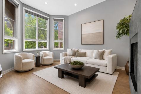 2631 North Hartland Court Chicago IL 60614