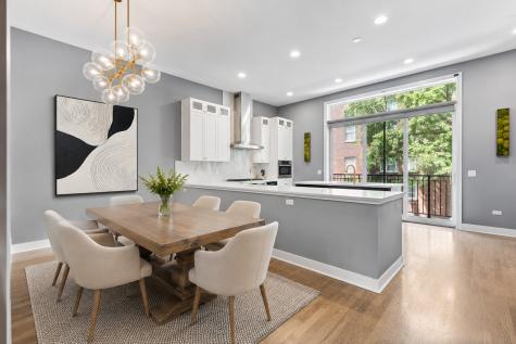 2631 North Hartland Court Chicago IL 60614