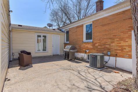 856 North Webster Street Naperville IL 60563