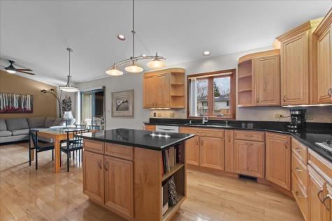 1123 Breckenridge Avenue Lake Forest IL 60045