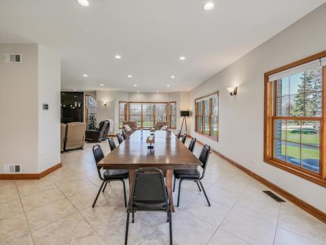 500 East Sherwood Drive Addison IL 60101