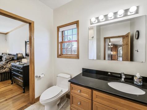 500 East Sherwood Drive Addison IL 60101
