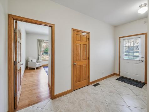 500 East Sherwood Drive Addison IL 60101