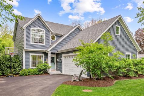 715 Oakwood Drive Geneva IL 60134