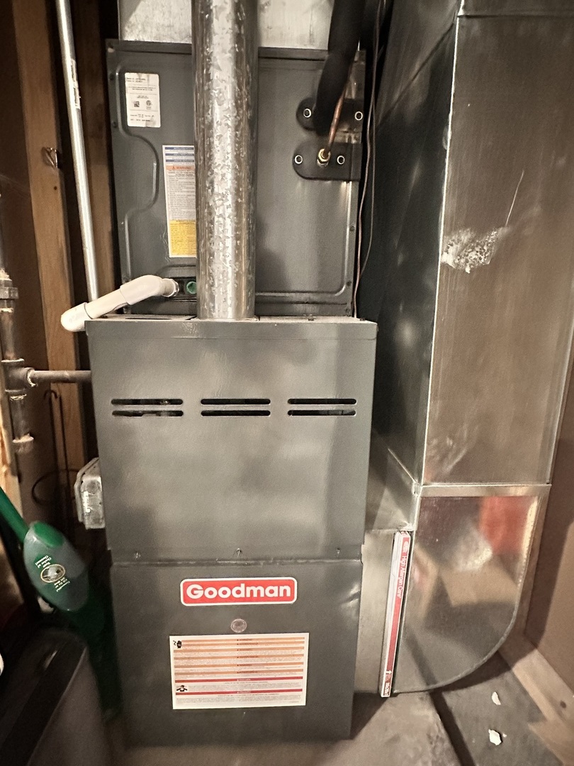 131 North Kendall Street Aurora IL 60505