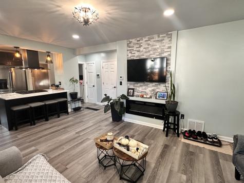 131 North Kendall Street Aurora IL 60505