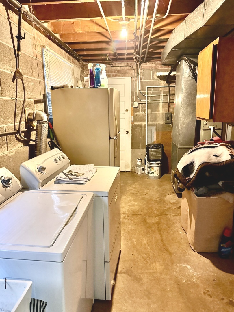 8416 South Kenneth Avenue Chicago IL 60652