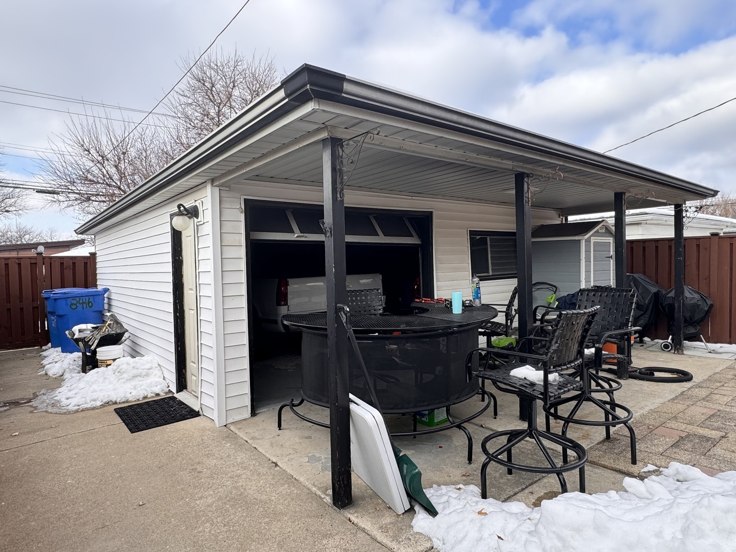 8416 South Kenneth Avenue Chicago IL 60652