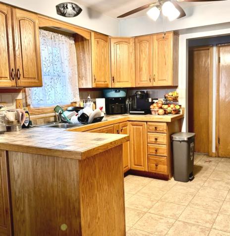 8416 South Kenneth Avenue Chicago IL 60652