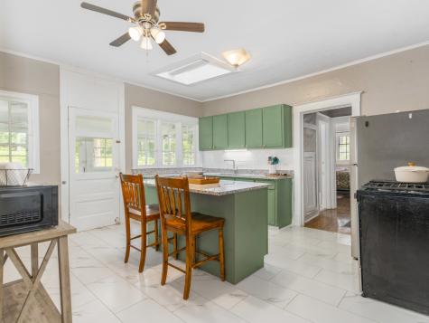 1915 Highland Park Drive Joliet IL 60432