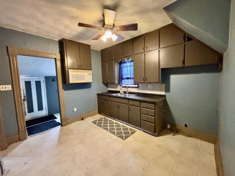 412 West Madison Street Belvidere IL 61008