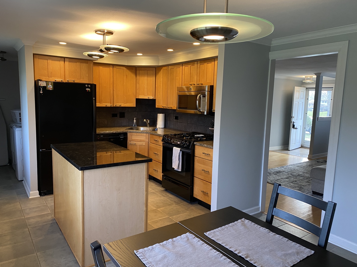 717 Slingerland Drive Schaumburg IL 60193