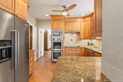 9837 South Hamilton Avenue Chicago IL 60643