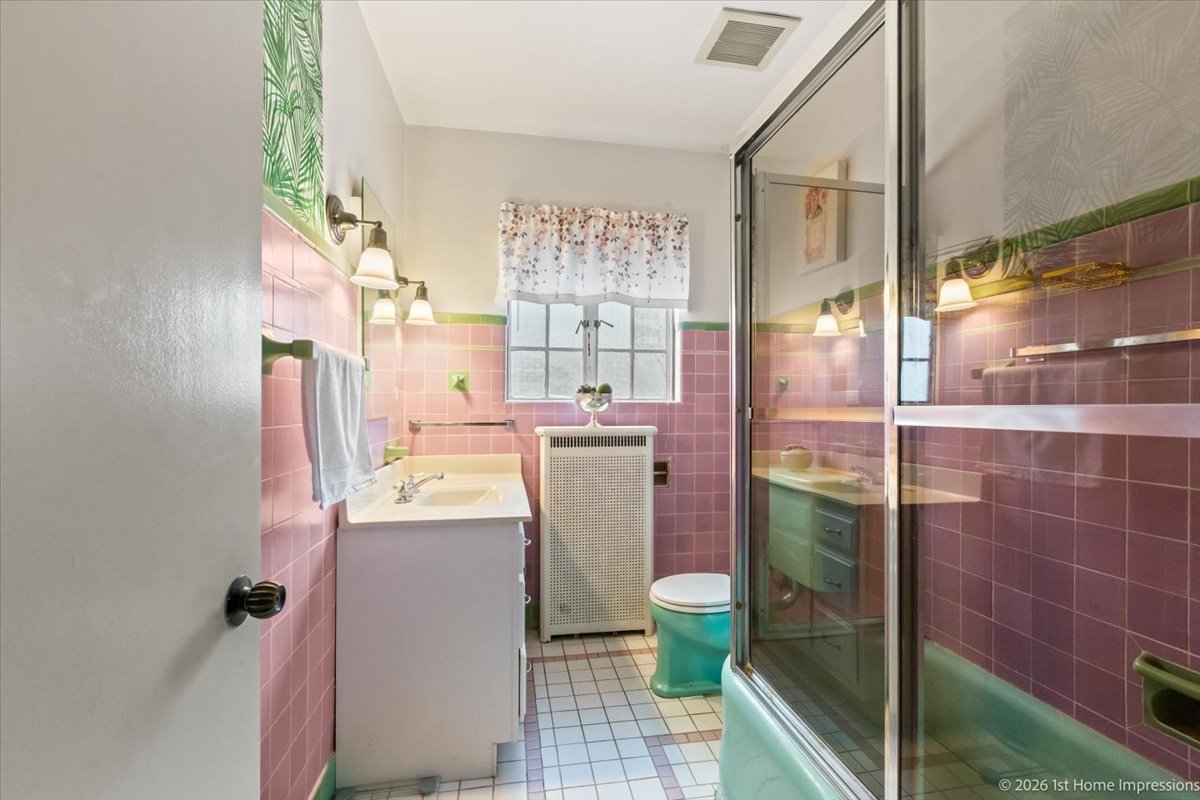 9837 South Hamilton Avenue Chicago IL 60643