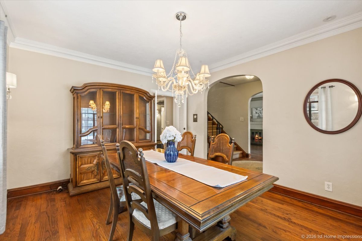 9837 South Hamilton Avenue Chicago IL 60643