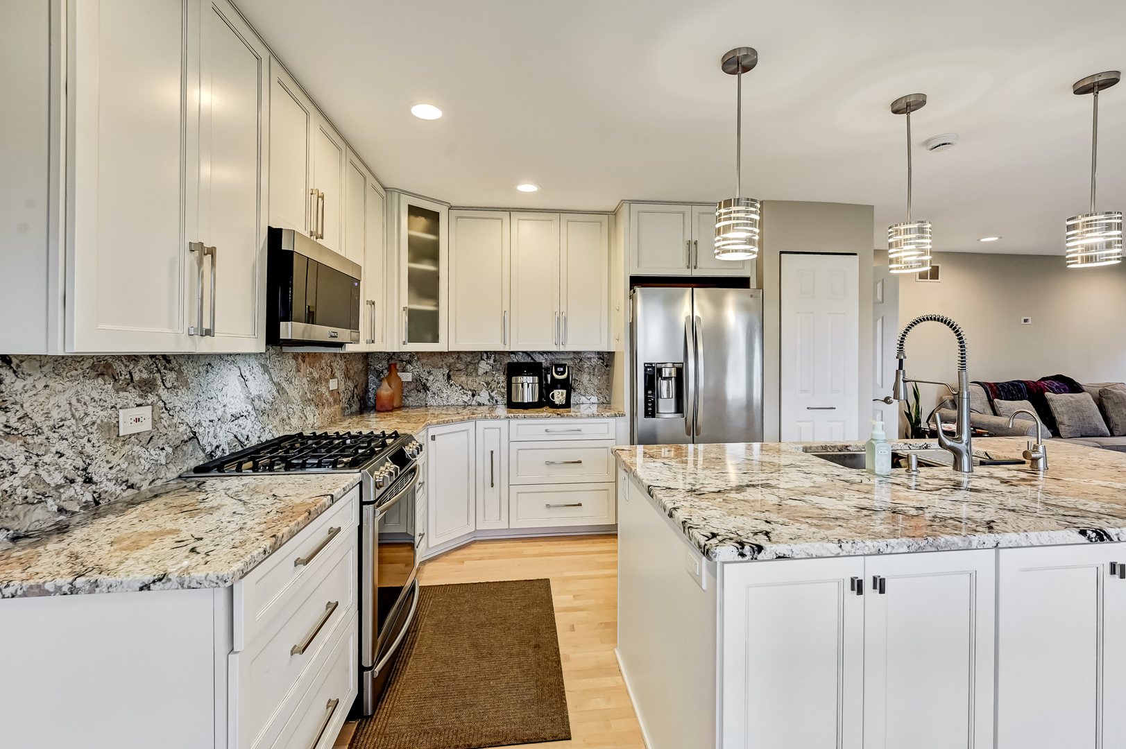 1770 West Windmill Court Addison IL 60101