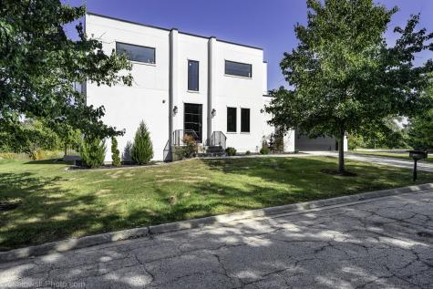 3112 Cara Lane Oak Brook IL 60523