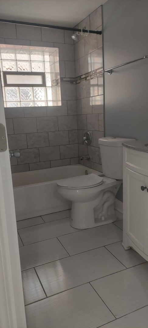 5111 West Potomac Avenue Chicago IL 60651