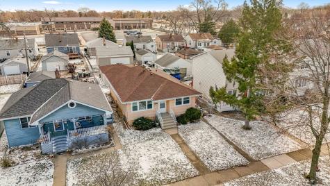 17831 Community Street Lansing IL 60438