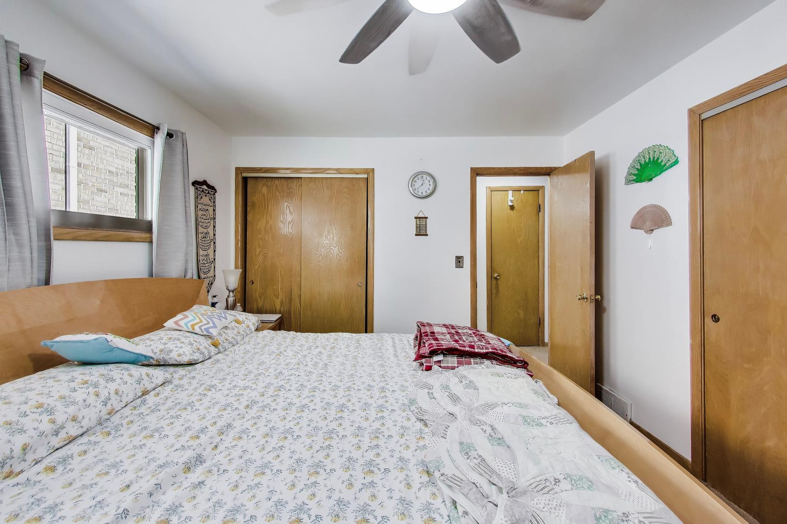 4849 North Central Avenue Chicago IL 60630