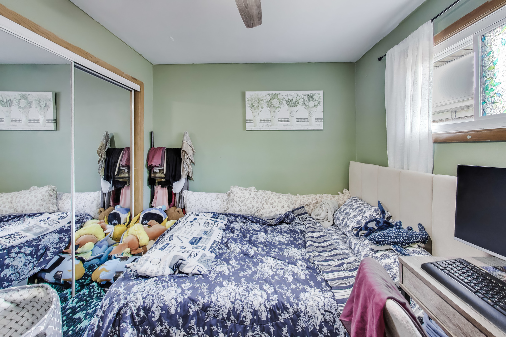 4849 North Central Avenue Chicago IL 60630