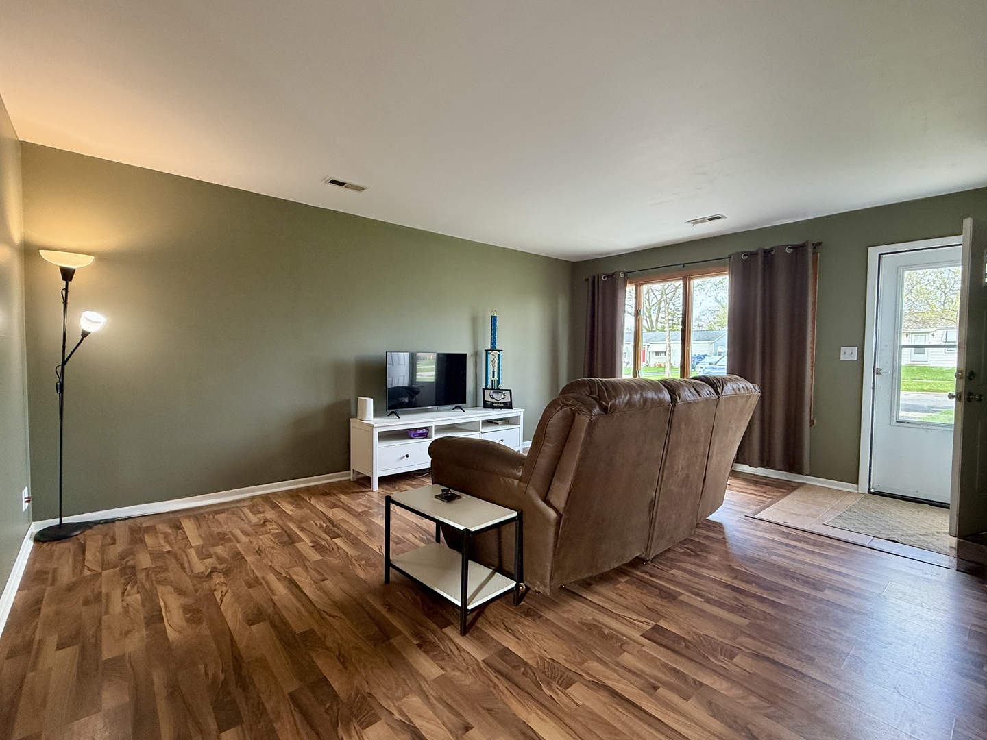 203 Macgregor Road Lockport IL 60441