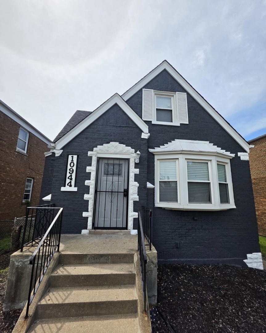 10944 South Wallace Street Chicago IL 60628