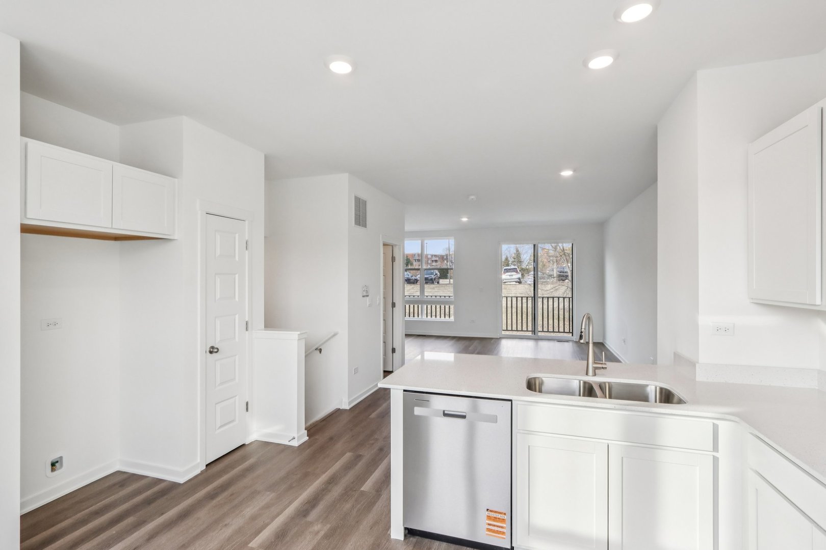 302 Summit Circle Lombard IL 60148