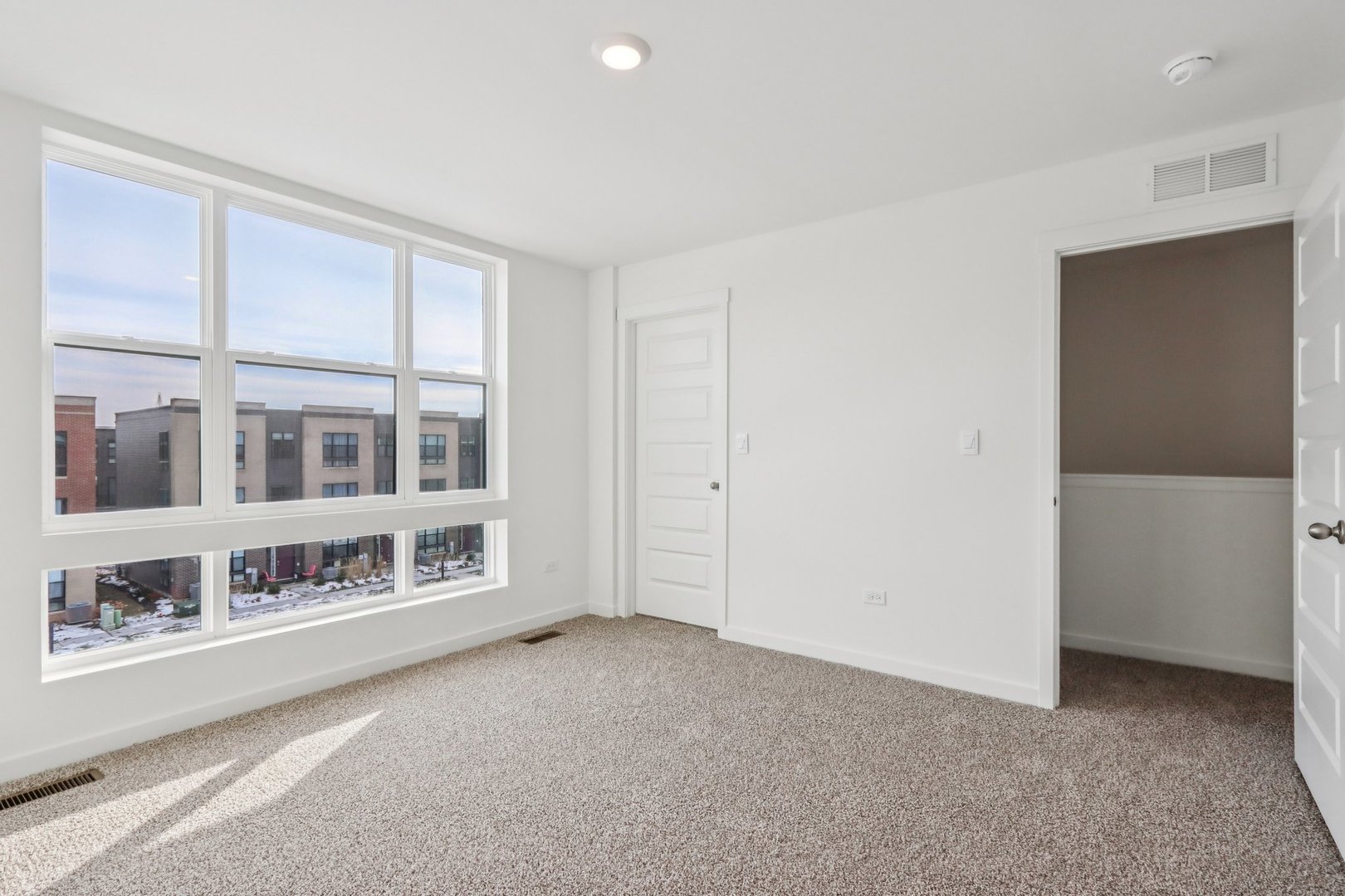 302 Summit Circle Lombard IL 60148