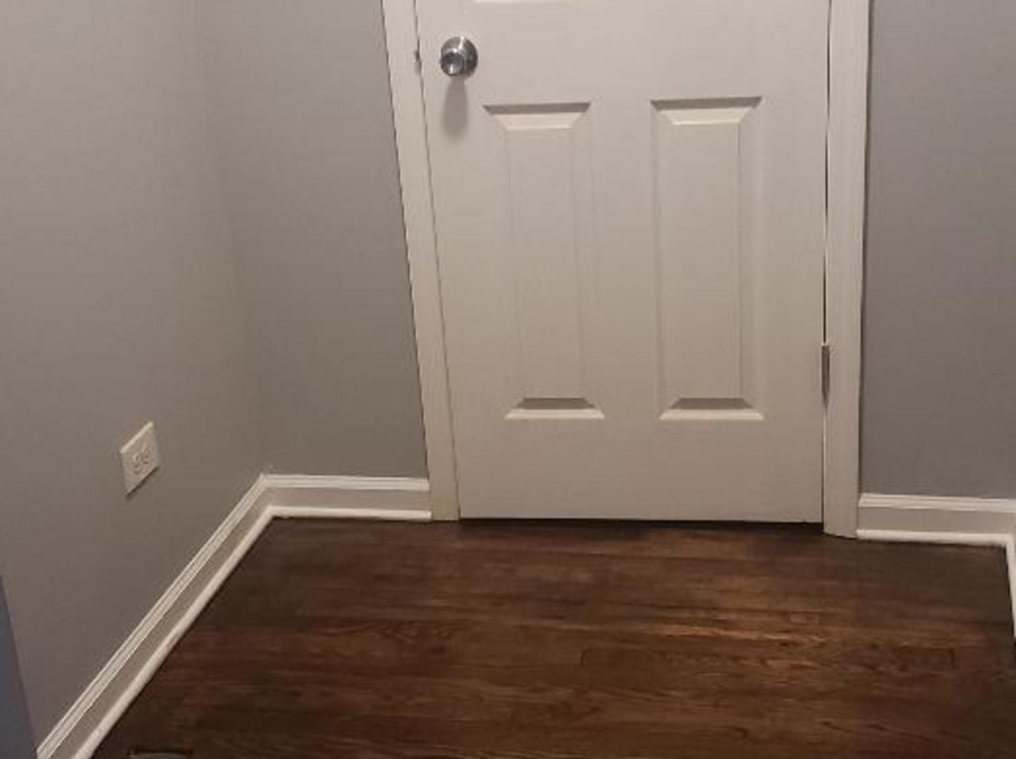 9326 South Manistee Avenue Chicago IL 60617