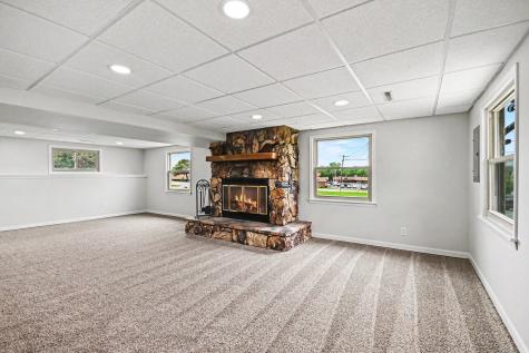 2 Briarcliff Road Montgomery IL 60538