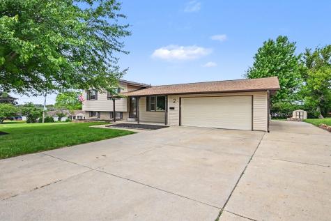 2 Briarcliff Road Montgomery IL 60538