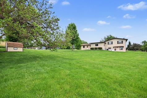 2 Briarcliff Road Montgomery IL 60538